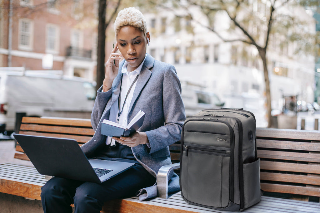 WHAT DO YOU NEED TO BE A DIGITAL NOMAD?