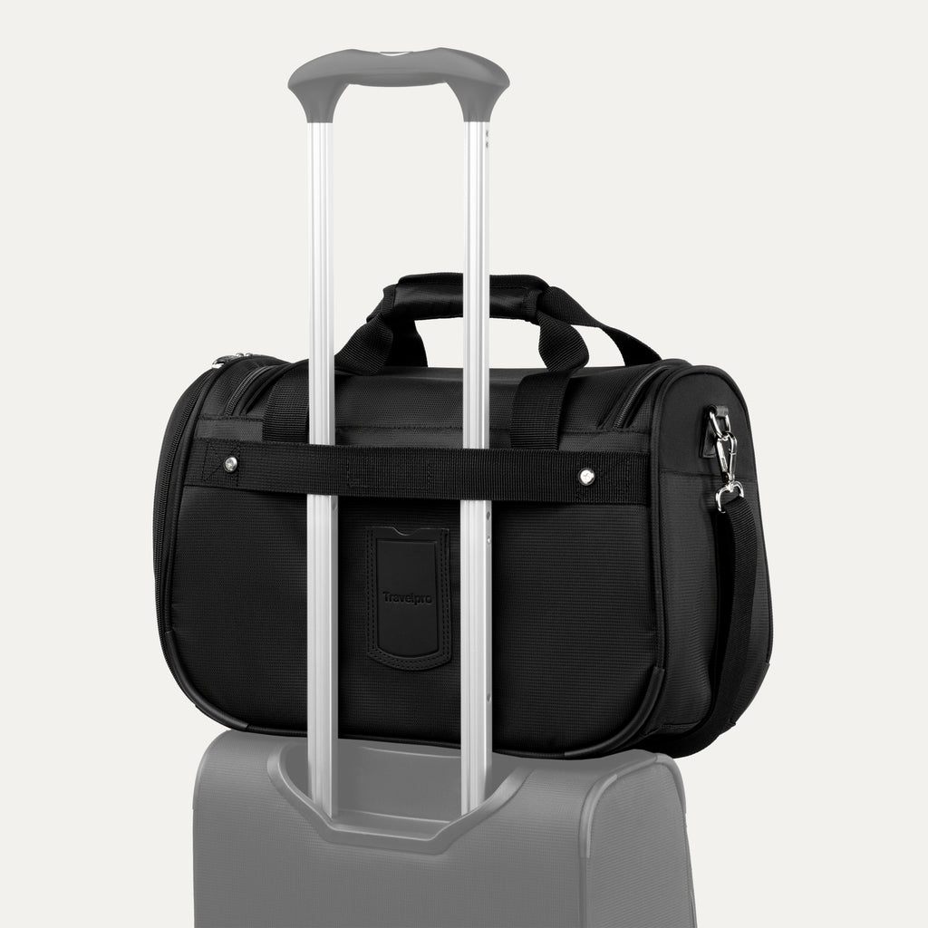Maxlite® 5 Carry-on Soft Tote Bag – Travelpro® Canada Maxlite® 5 Carry-on Soft Tote Bag – Travelpro® Canada