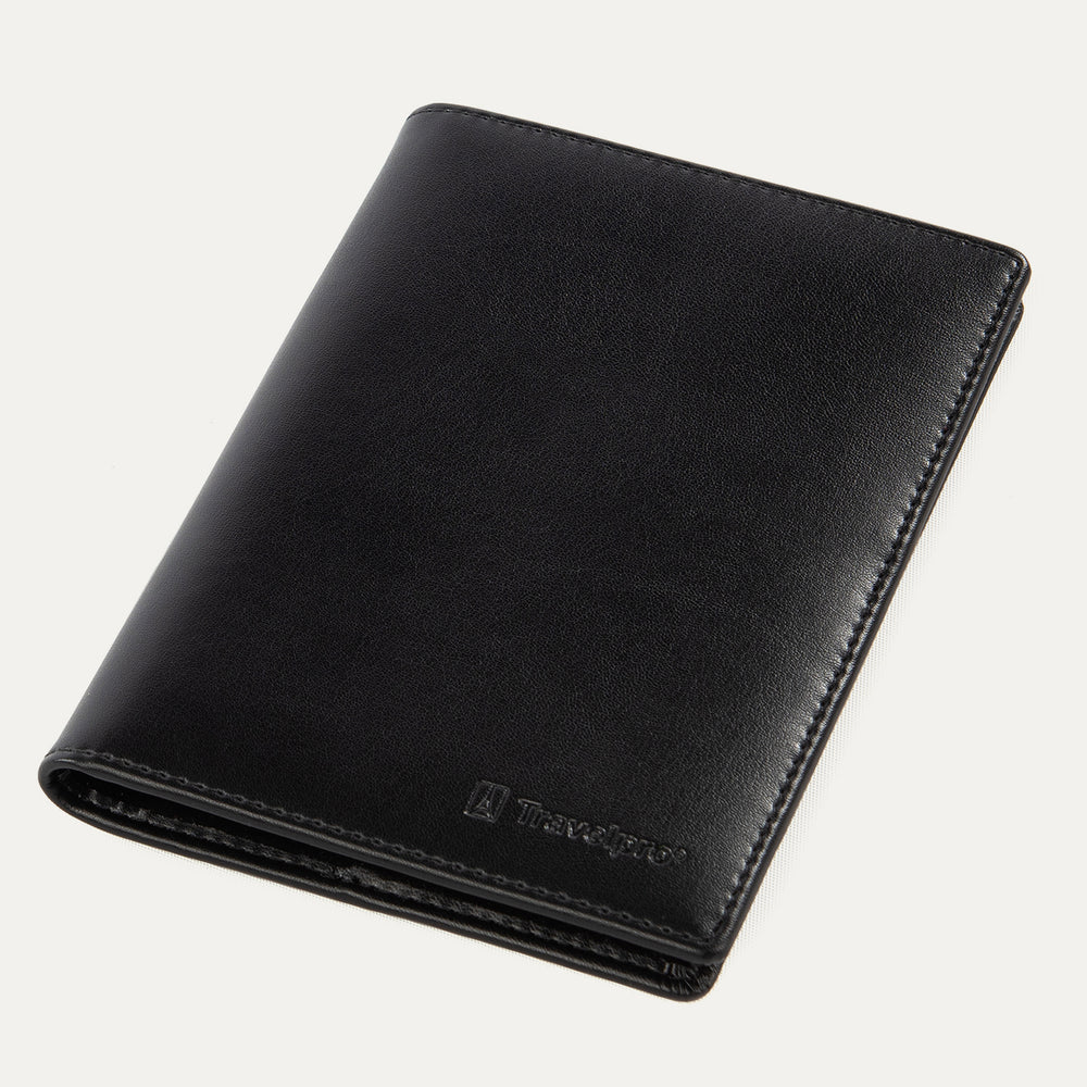 Travelpro® Essentials™ Couverture de passeport en cuir
