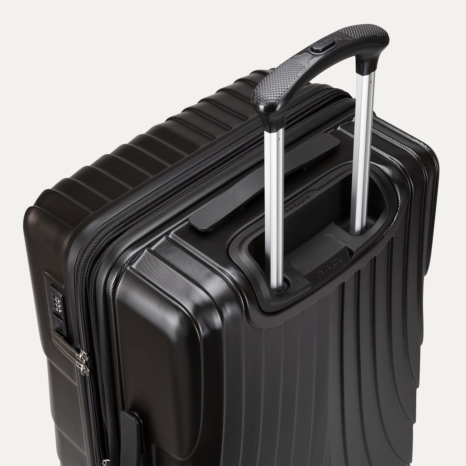 Hydrogen® Three Piece Luggage Set