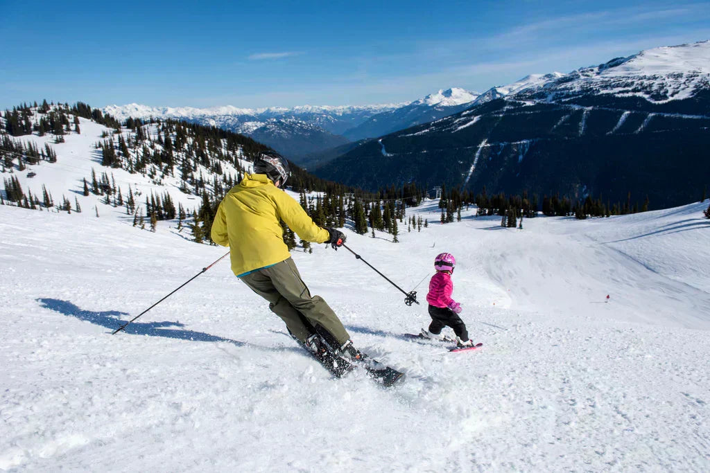Astuces pour voyager en avion avec vos skis ou votre snowboard cet hiver