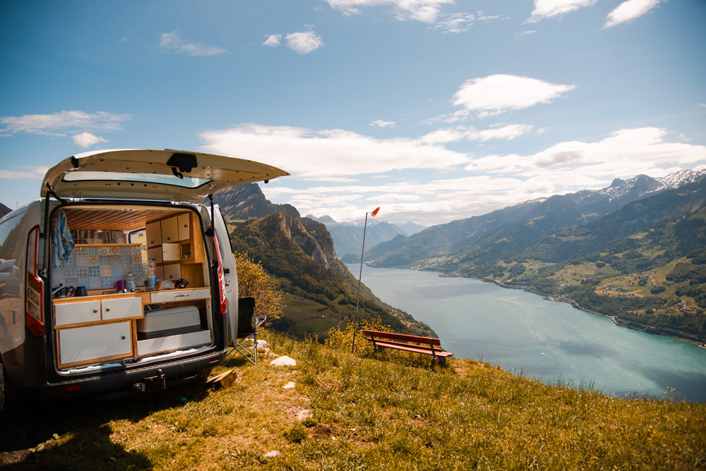VAN LIFE AND THE GROWING TREND OF DIGITAL NOMADS