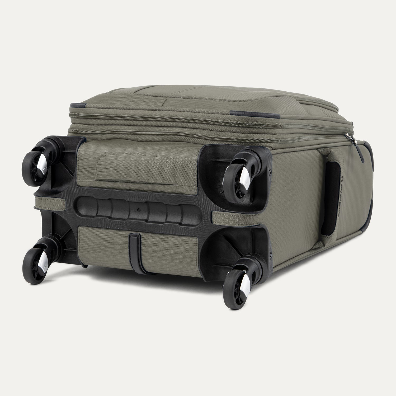 Maxlite® 5 Compact Carry-On Expandable Spinner