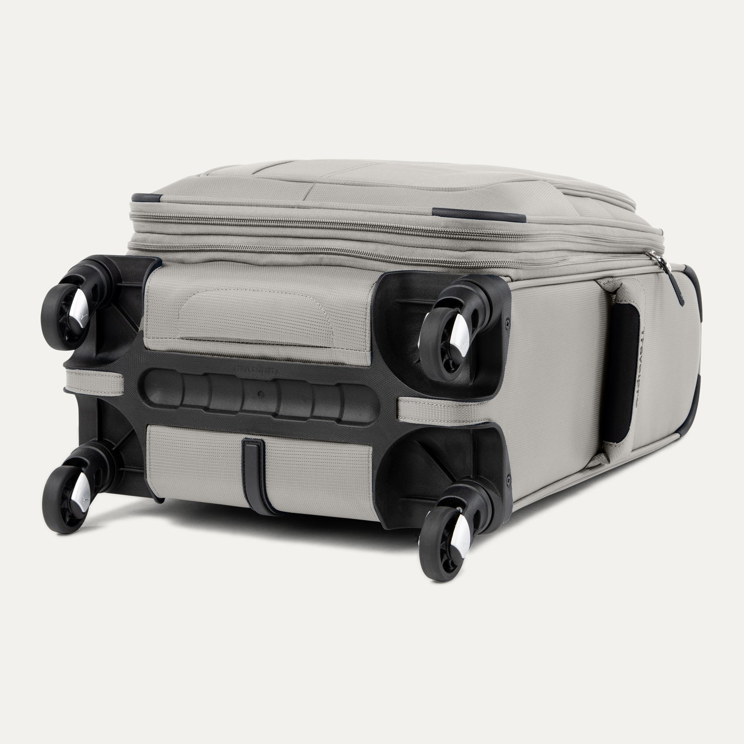 Maxlite® 5 Compact Carry-On Expandable Spinner