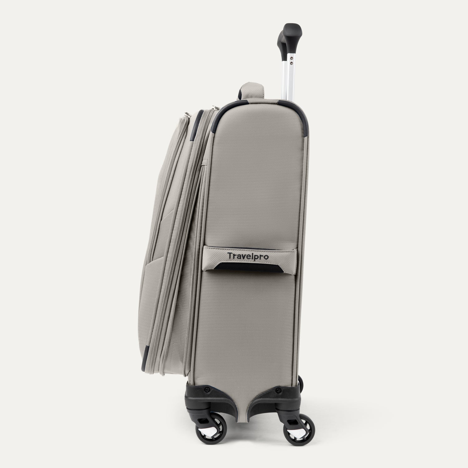 Maxlite® 5 Compact Carry-On Expandable Spinner