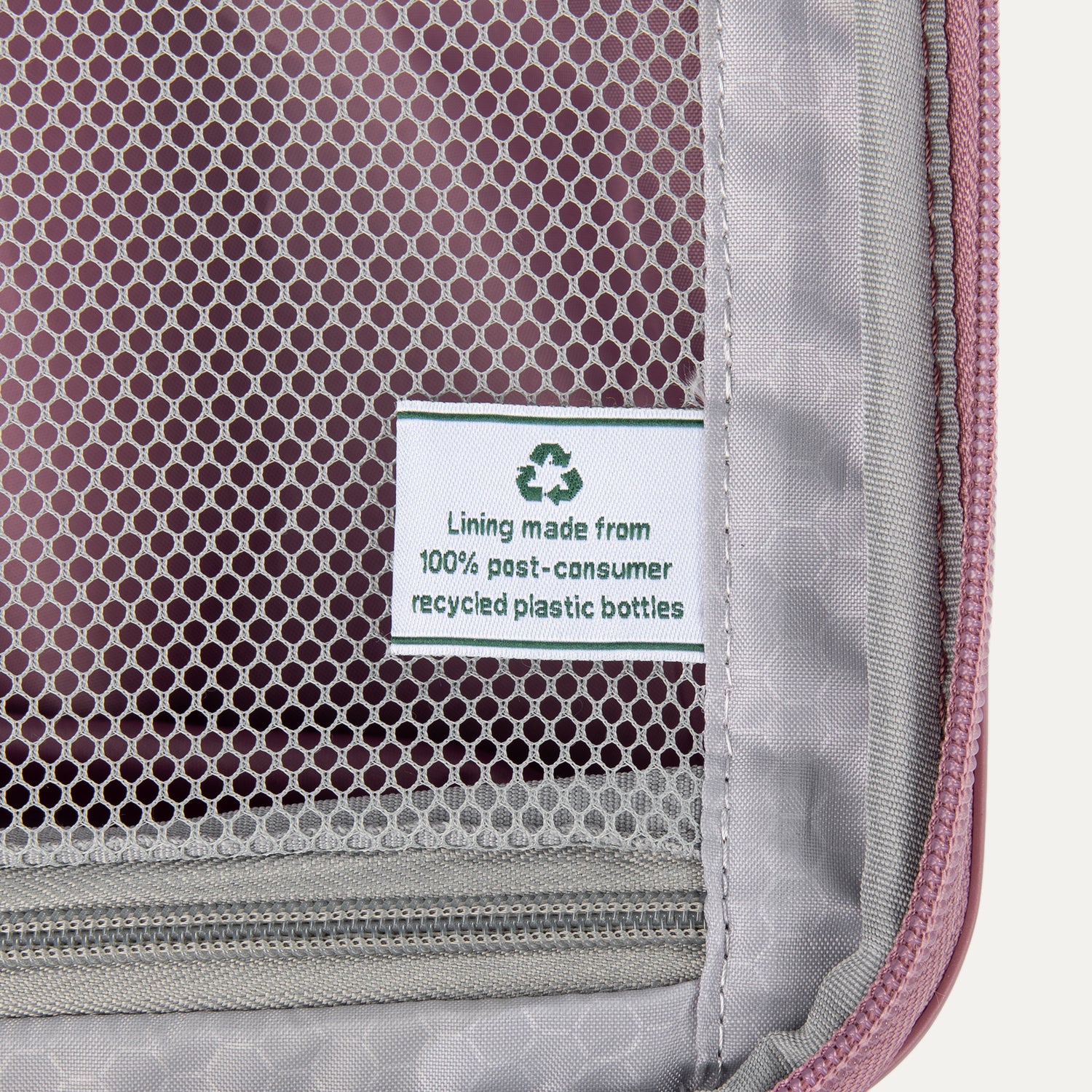 Maxlite® Air Compact Carry-on expansible Hardside Spinner