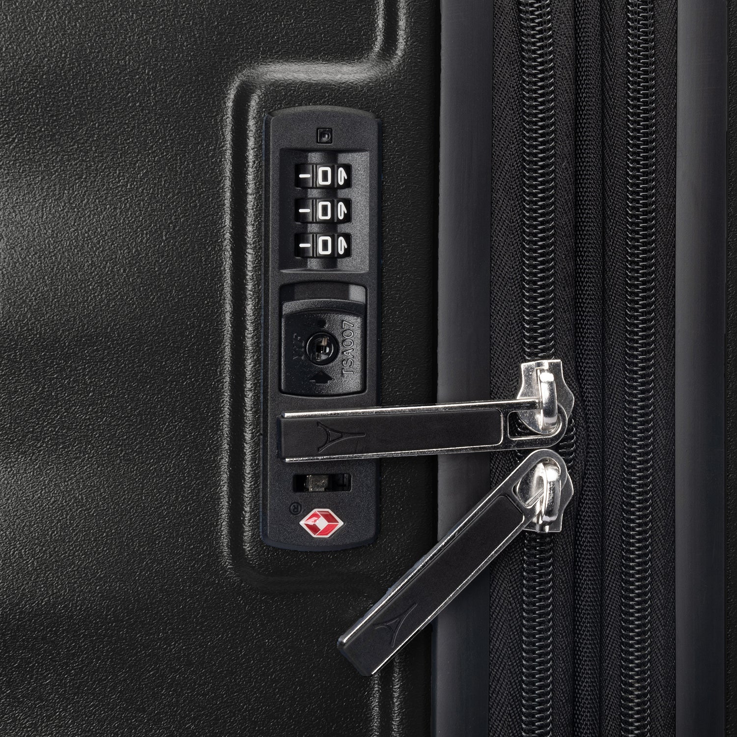 Maxlite® Air V2 International Carry-On Hardside Spinner