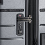 Ensemble de bagages Travelpro® x Travel + Leisure : valise spinner moyenne pour l'enregistrement et sac de voyage à fond ouvrant