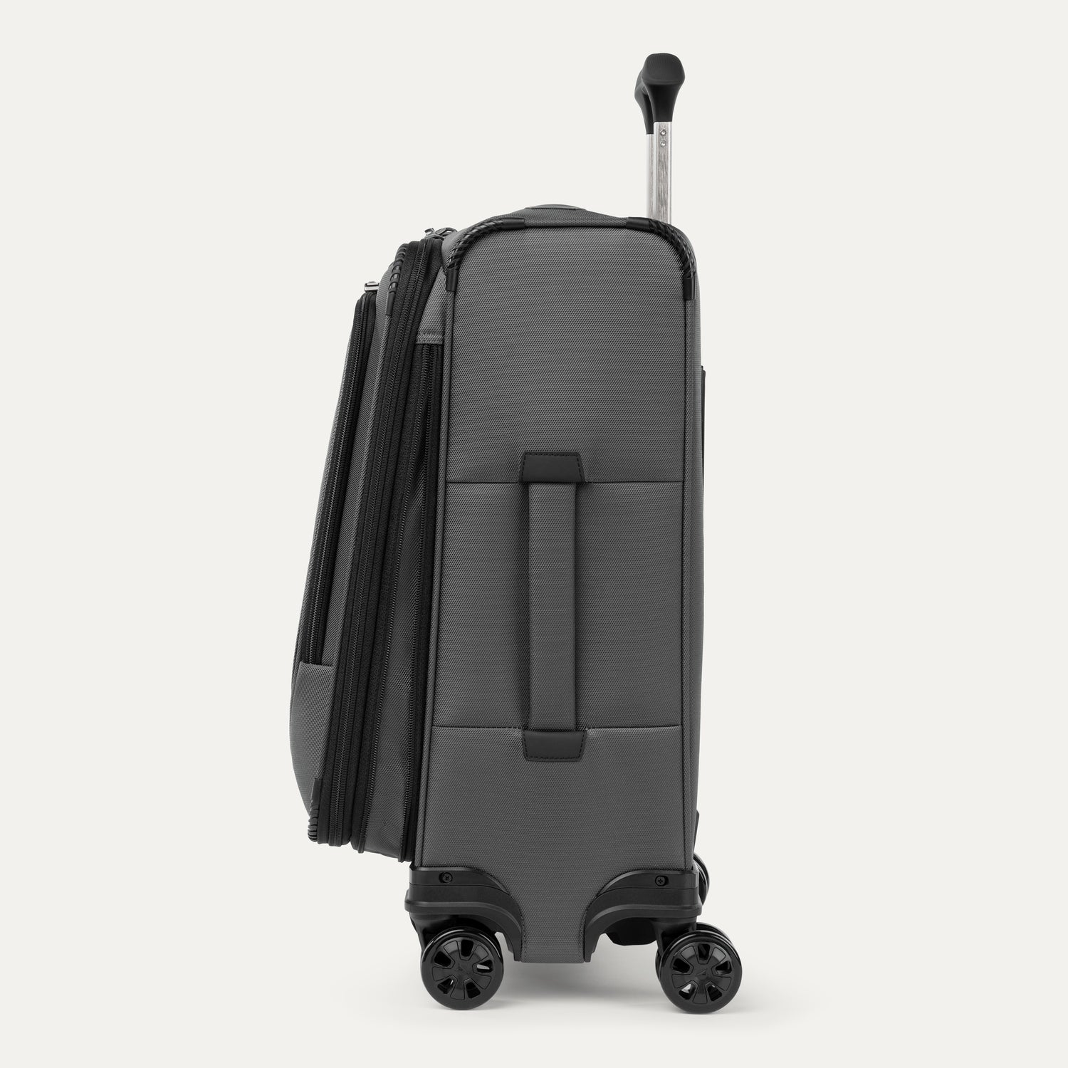 Crew™ Classic Carry-On / Medium Check-in Luggage Set