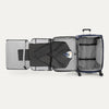 Vue intérieure de la valise à roulettes Travelpro Crew Classic Spinner, couleur bleu Patriot, équipée d'un système Porte-costume .
