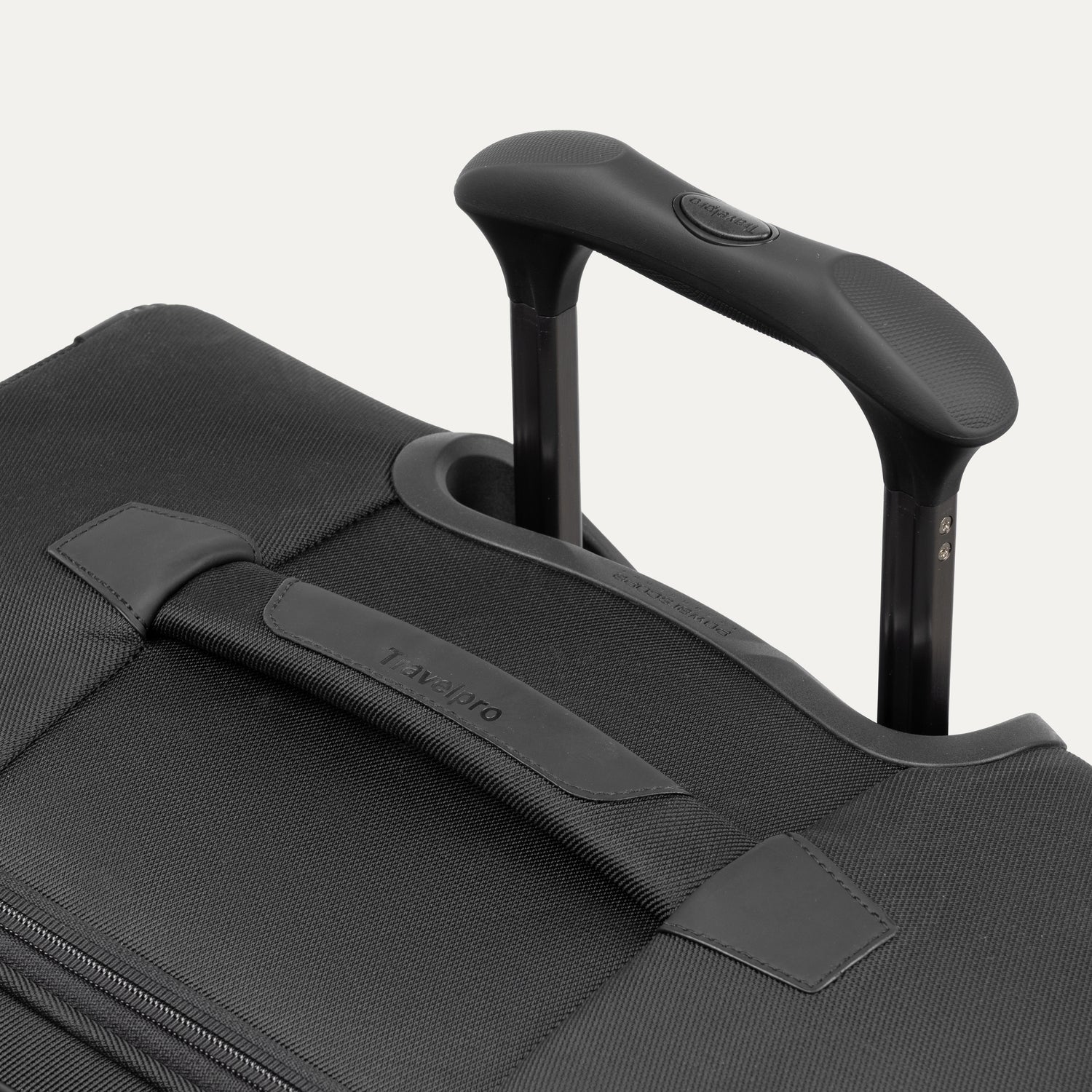 Crew™ Classic Medium Check-in Expandable Spinner
