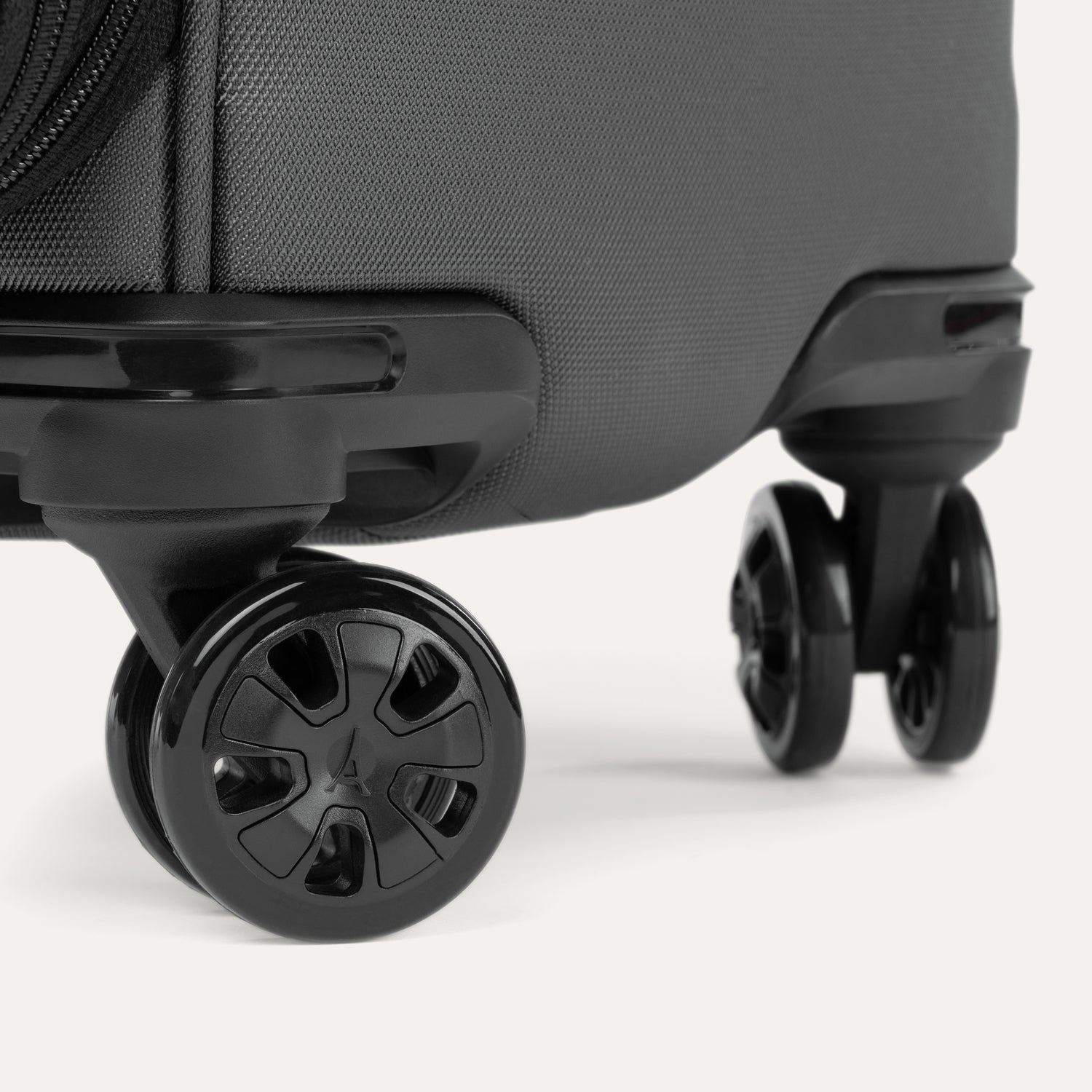 Valise extensible à roulettes Crew™ Classic Medium