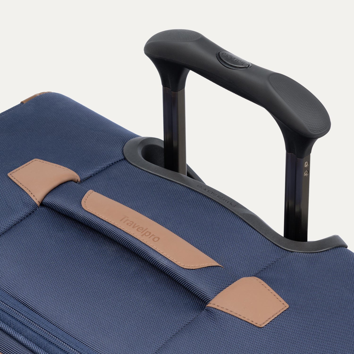 Valise extensible à roulettes Crew™ Classic Medium