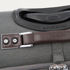 Valise Platinum® Elite 22" extensible à roulettes