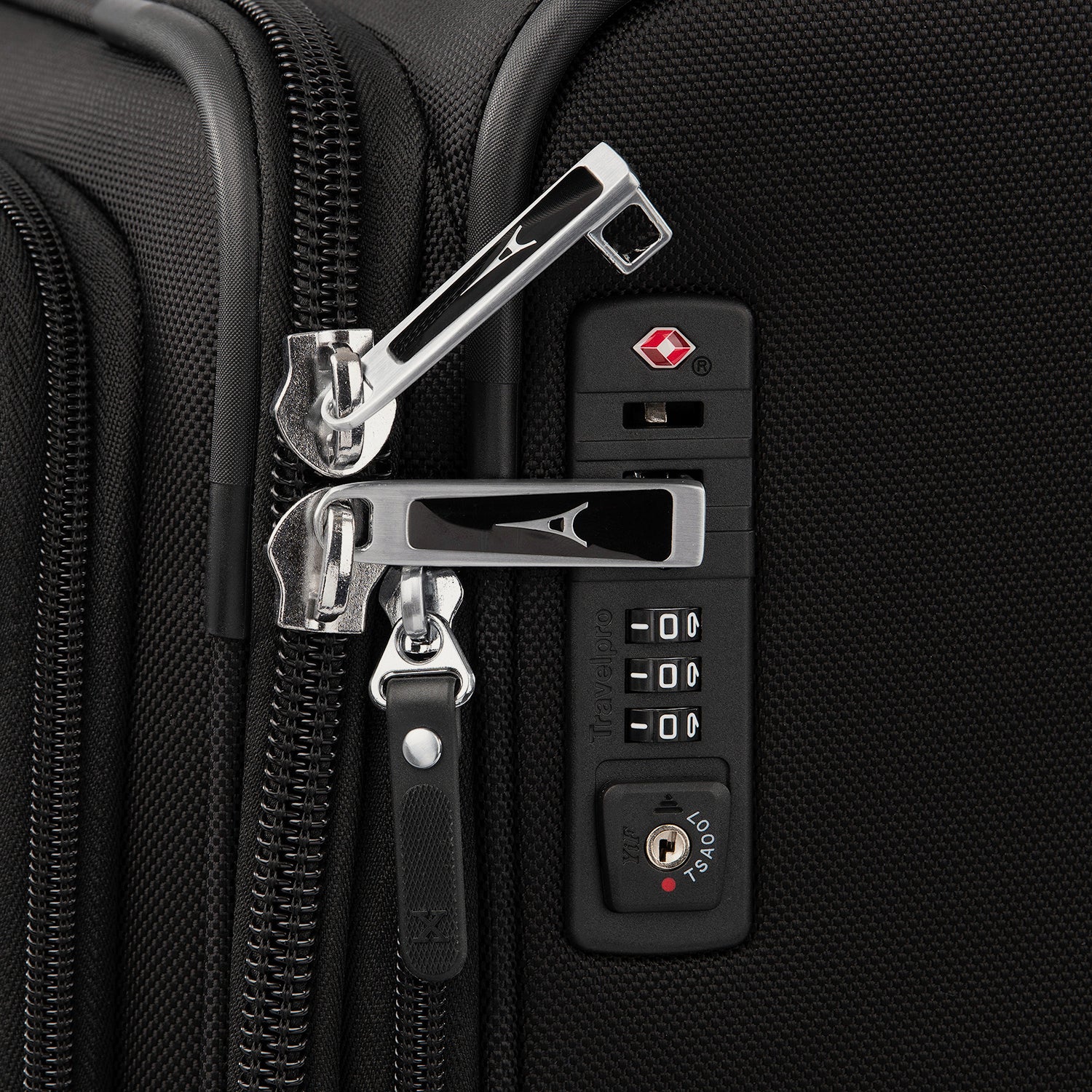 Platinum® Elite 25 po Extensible à roulettes