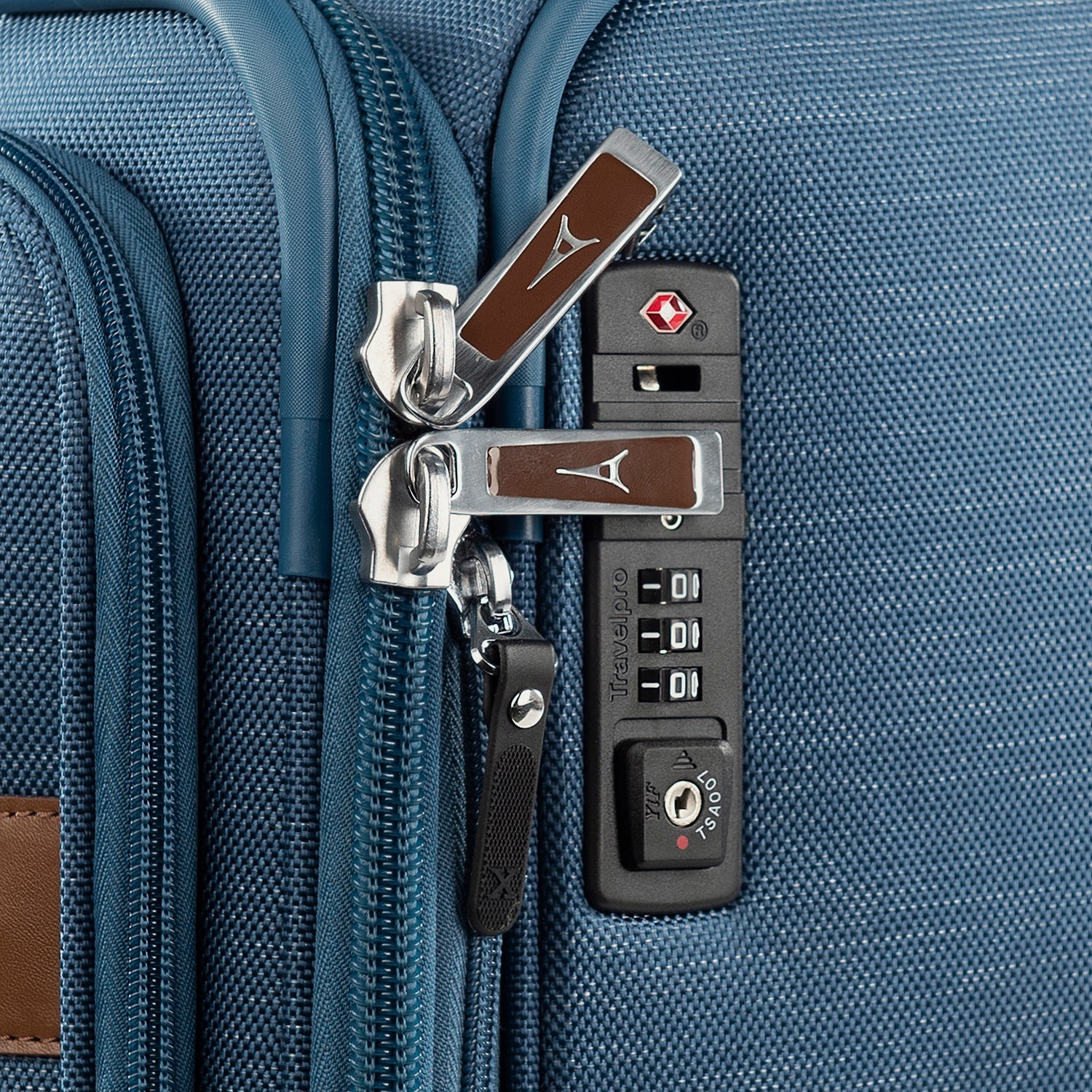Platinum® Elite 25 po Extensible à roulettes