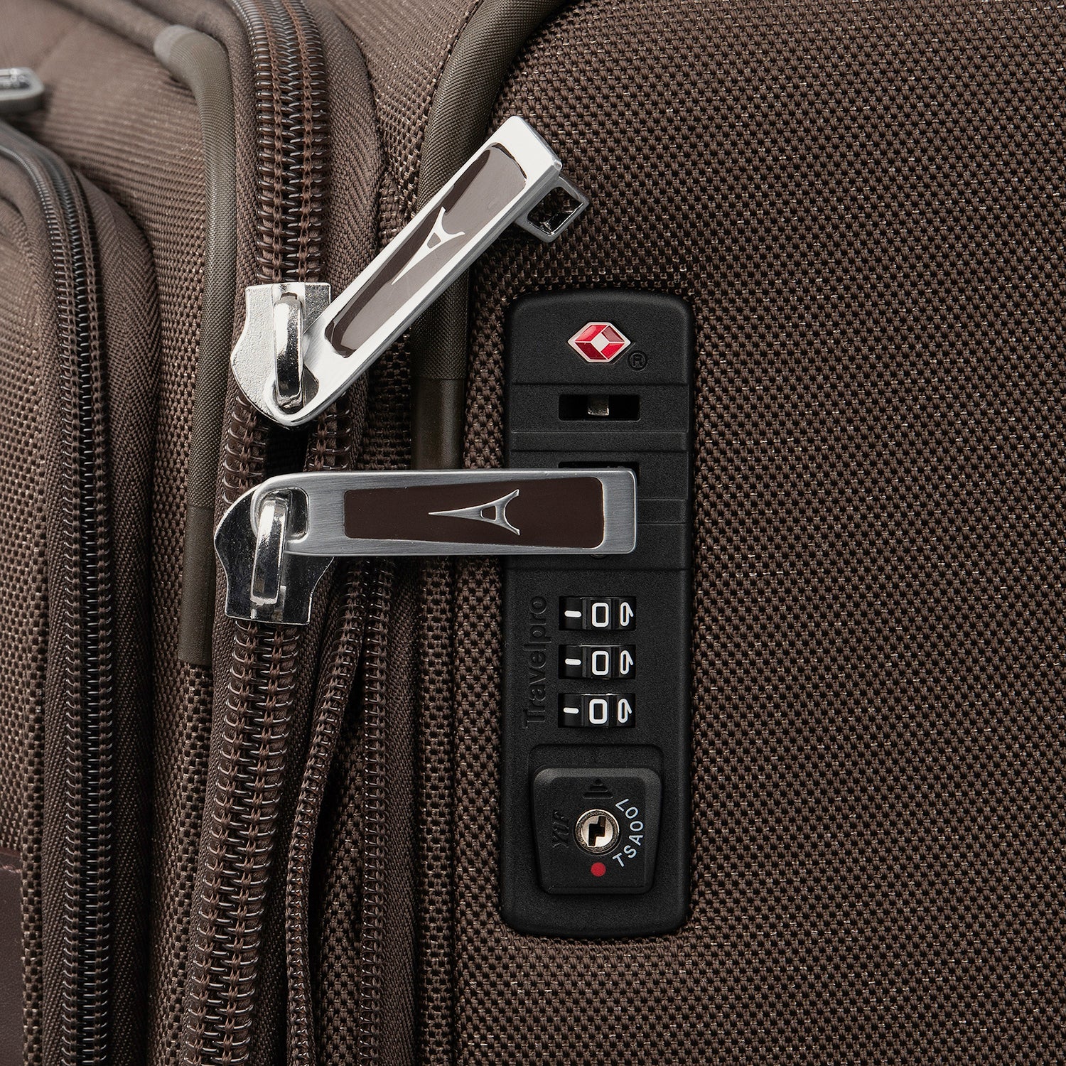 Platinum® Elite 25 po Extensible à roulettes
