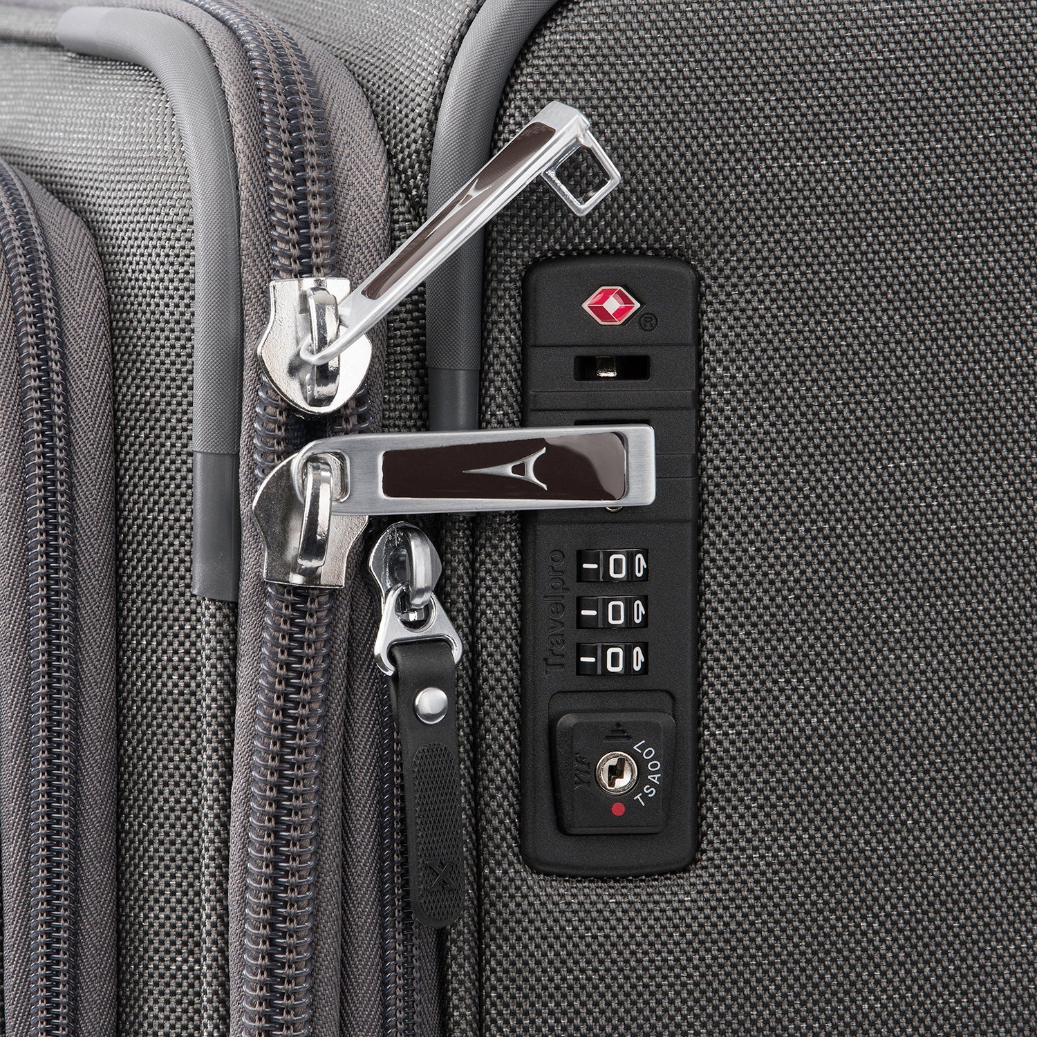 Platinum® Elite 25 po Extensible à roulettes