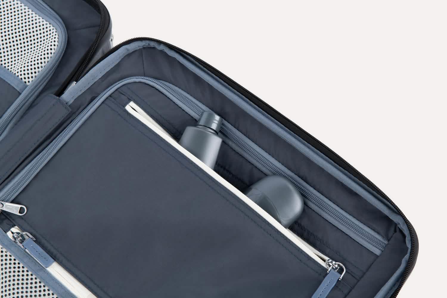 Valise rigide à roulettes cabine Platinum® Elite Slim