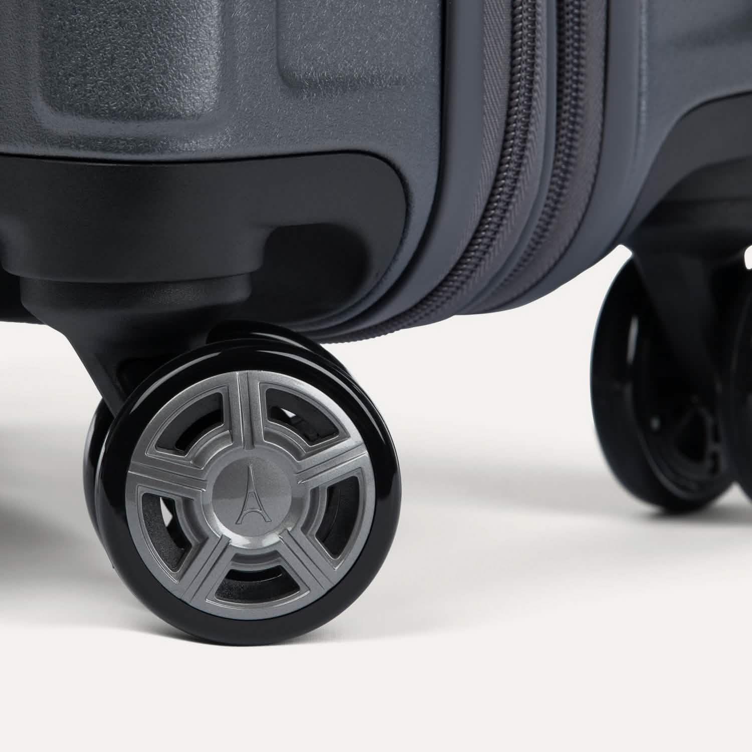 Valise rigide à roulettes cabine Platinum® Elite Slim