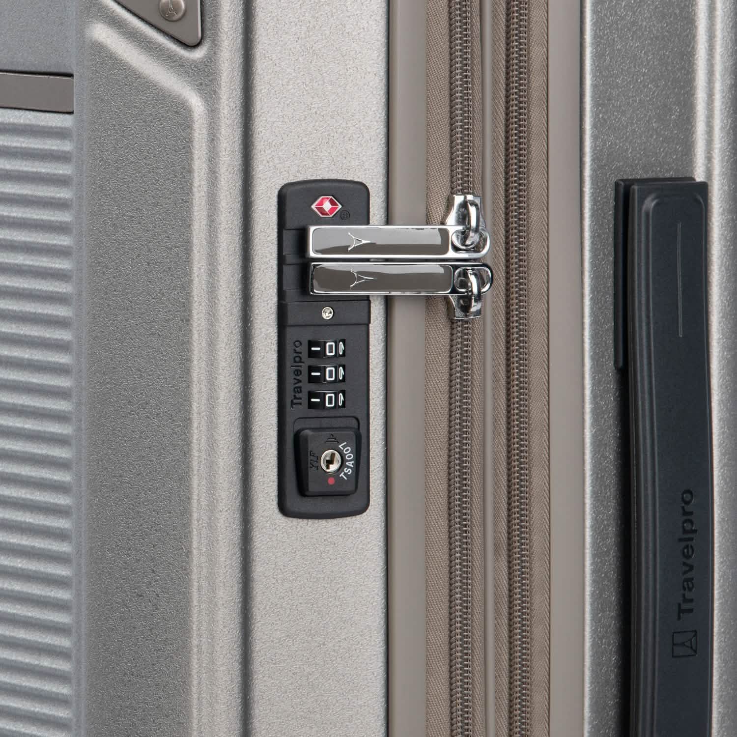 Valise rigide à roulettes cabine Platinum® Elite Slim