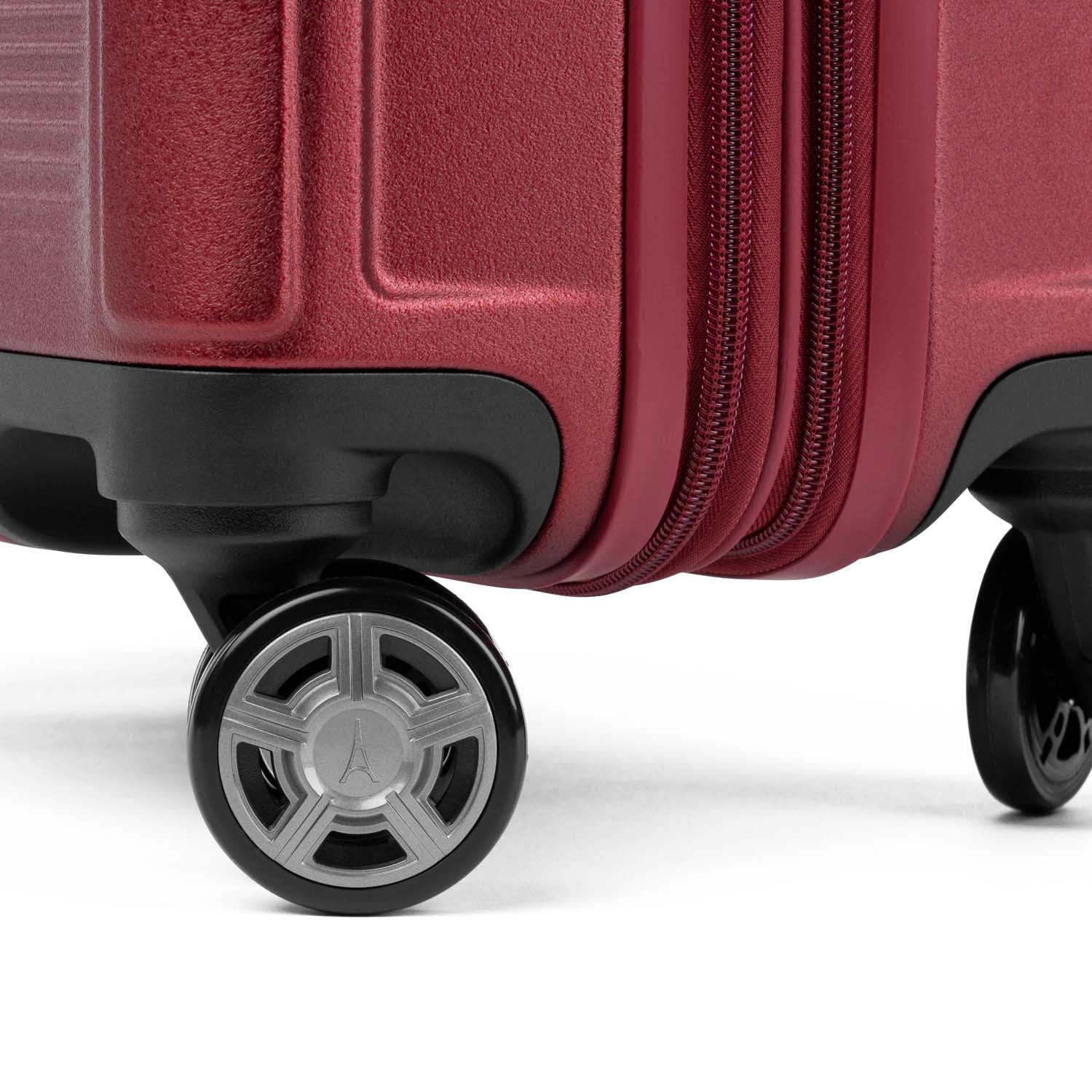 Platinum® Elite Carry-on Expandable Hardside Spinner