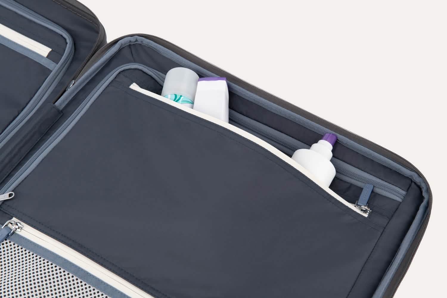 Valise grand format à roulettes en polycarbonate Platinum® Elite