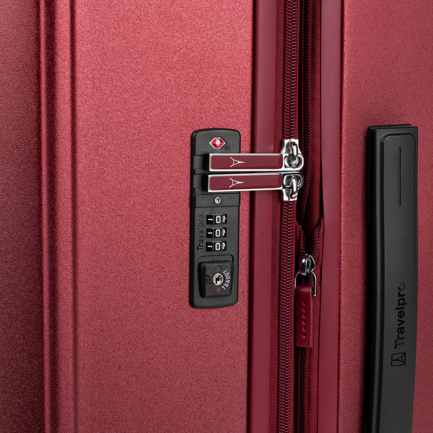 Platinum® Elite Medium Check-In Expandable Hardside Spinner