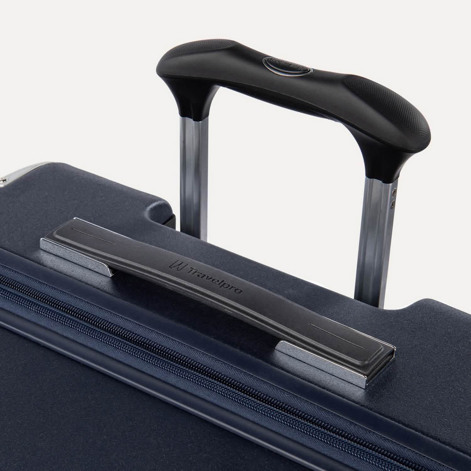 Valise grand format à roulettes en polycarbonate Platinum® Elite
