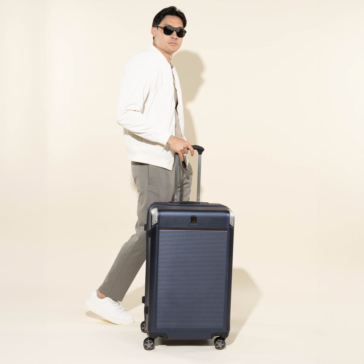 Platinum® Elite Large Check-In Expandable Hardside Spinner