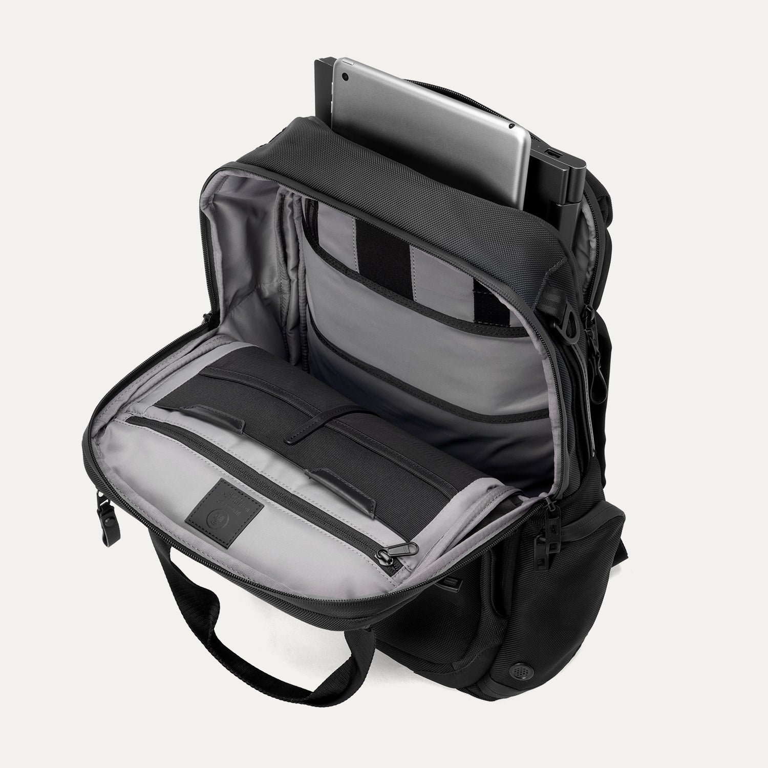 Sac à dos extensible pour ordinateur portable Travelpro® Altitude™ 25-30 L
