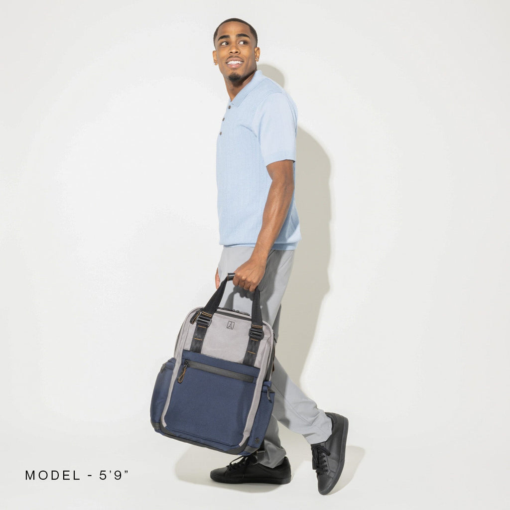 Sac à dos extensible pour ordinateur portable Travelpro® Altitude™ 25-30 L