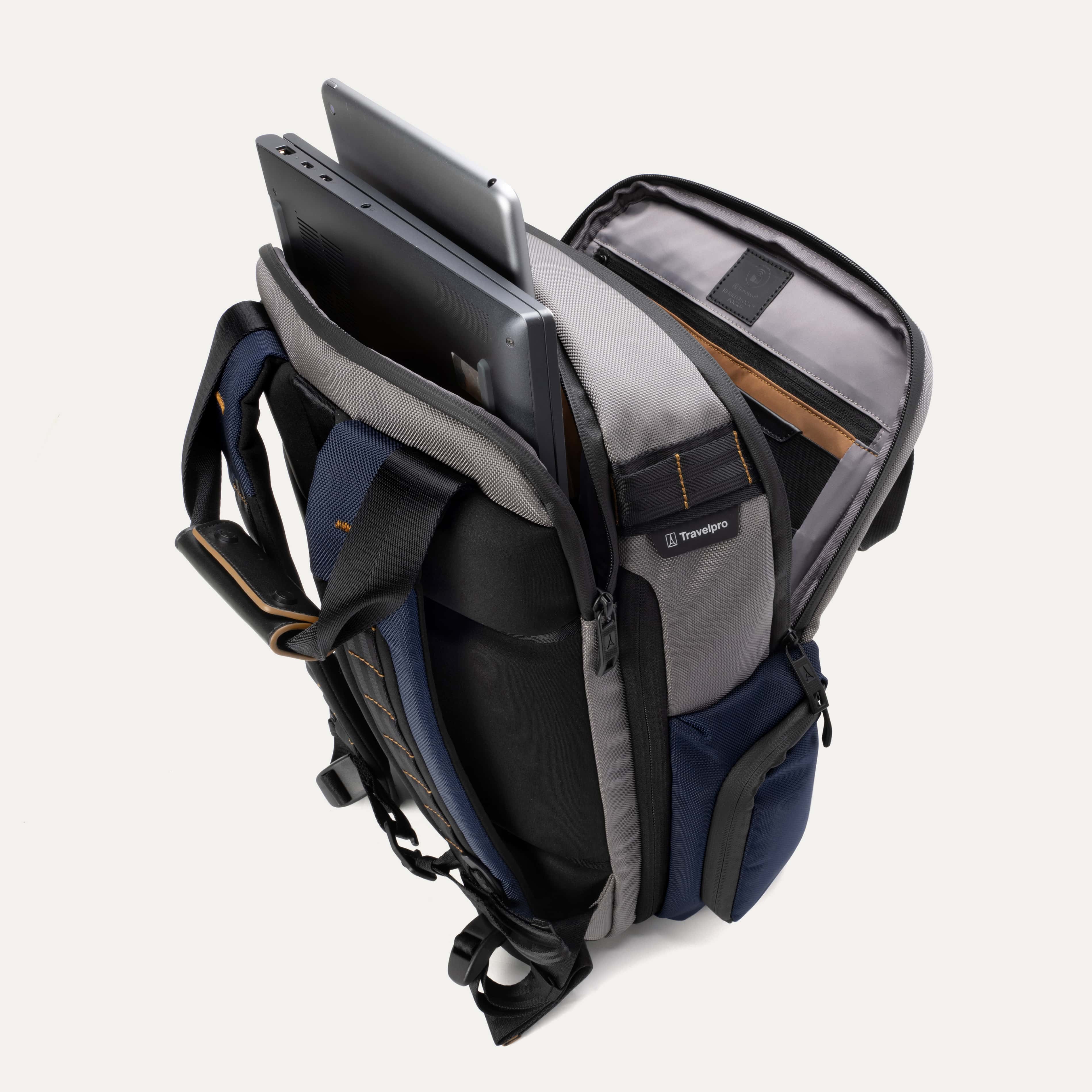 Sac à dos extensible pour ordinateur portable Travelpro® Altitude™ 25-30 L