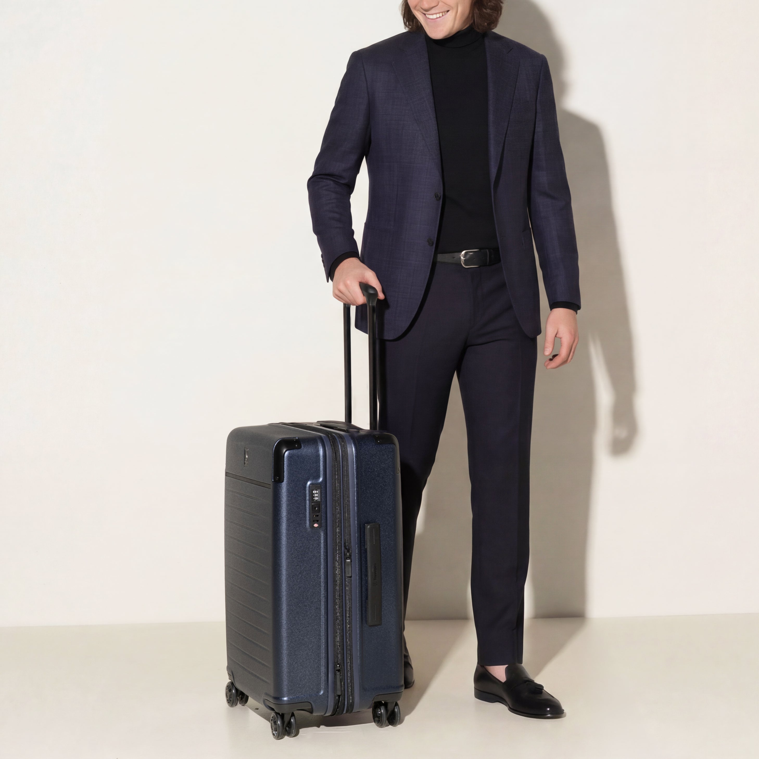 Ensemble de bagages rigides Platinum® Elite (format cabine / moyen / grand)