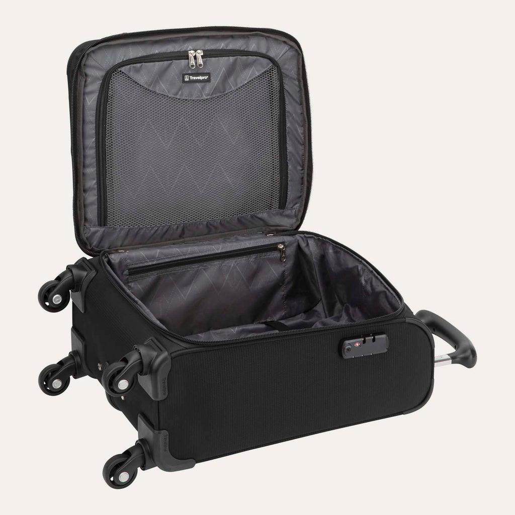 Valise extensible à roulettes Connoisseur 4 - 21,75 pouces