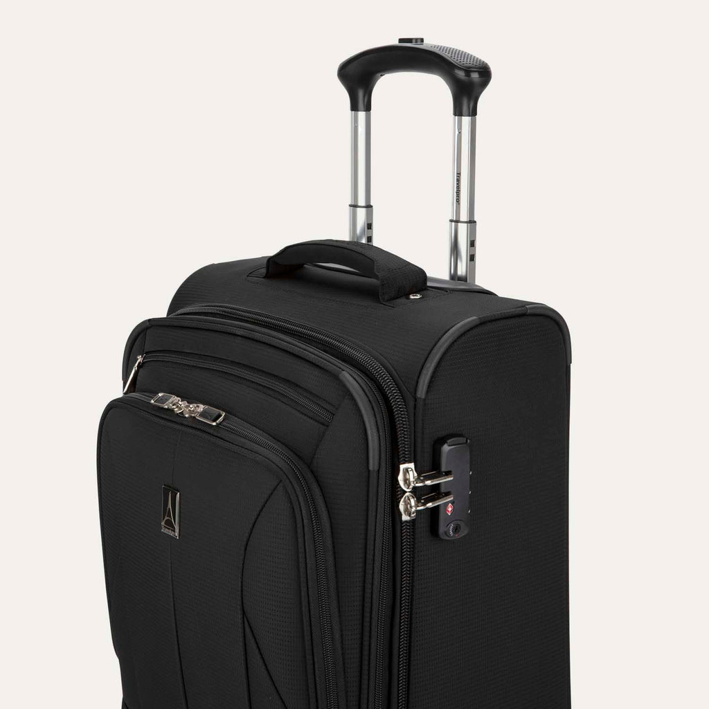 Valise extensible à roulettes Connoisseur 4 - 21,75 pouces
