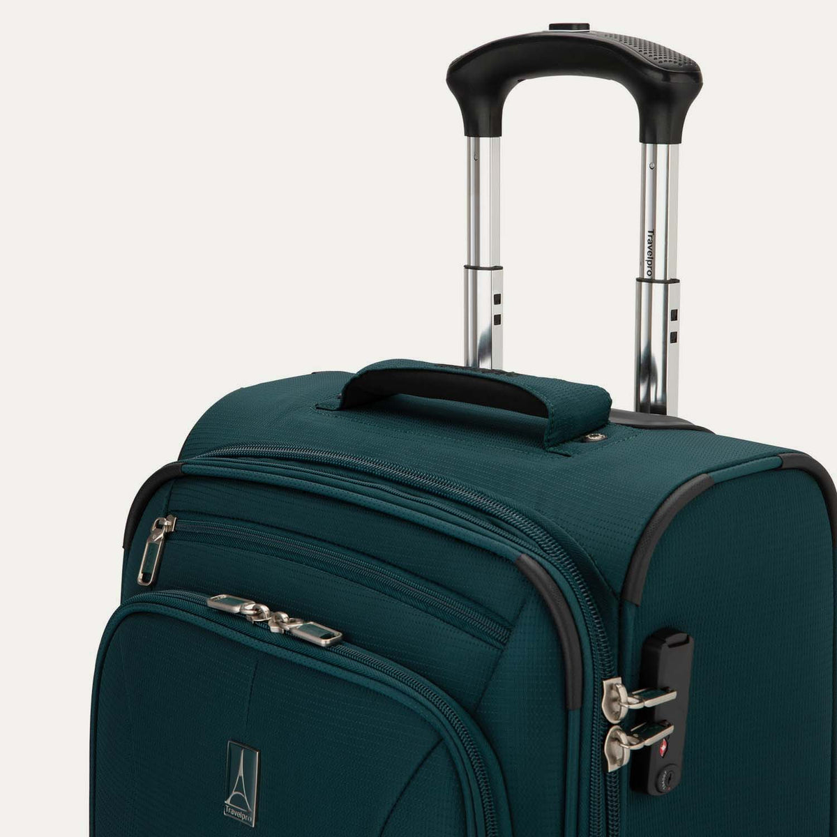 Valise extensible à roulettes Connoisseur 4 - 21,75 pouces