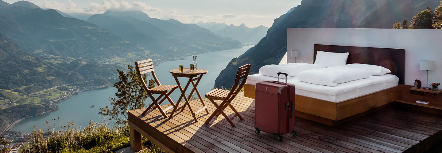 Platinum® Elite Hardside