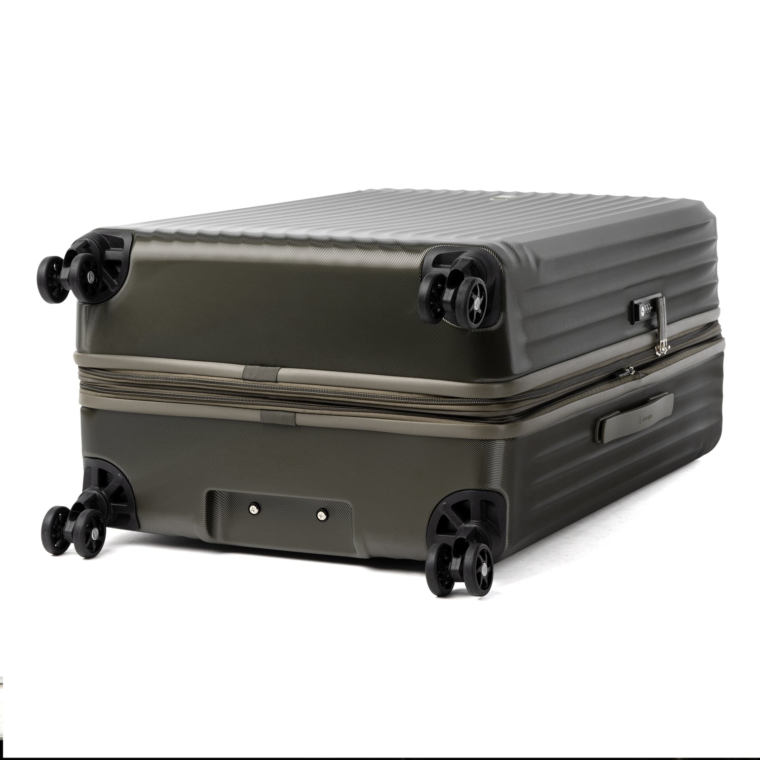 Maxlite® Air Large Check-in Expandable Hardside Spinner